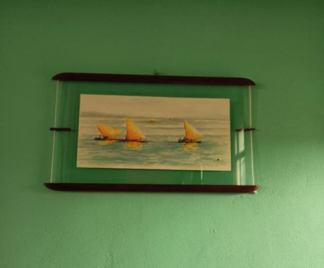 3 Pirogues voiles jaunes Aquarelle sur papier avec cadre